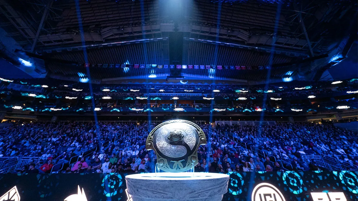 dota-ti-2023-trophy.webp